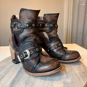 Freebird Sonoma Women's 11 Distressed Leather Harness Cutout Ankle Boots Heels